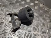 Engine mount bracket