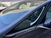 Front triangle window/glass