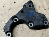 Power steering pump mounting bracket