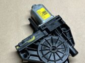 Moteur de lève-vitre de porte arrière