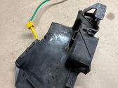 Serrure de porte avant