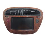 Radio/CD/DVD/GPS-pääyksikkö