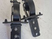 Tailgate/trunk/boot hinge