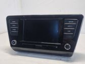 Panel / Radioodtwarzacz CD/DVD/GPS