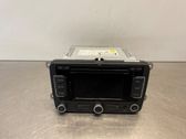 Radio / CD-Player / DVD-Player / Navigation