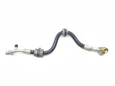 Tuyau de liquide de refroidissement moteur