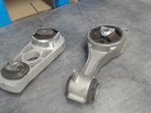 Engine mount bracket