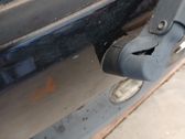 Rear wiper blade arm