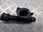 Tuyau de liquide de refroidissement moteur