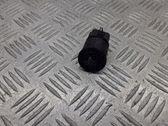 Bouton poussoir de démarrage du moteur