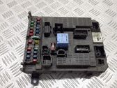 Caja de conexiones de alto voltaje