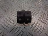 Moldura del interruptor de la ventana de la puerta delantera
