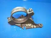 Engine mounting bracket