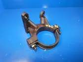 Engine mounting bracket