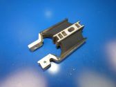 Engine mount vacuum valve