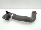 Tuyau de liquide de refroidissement moteur