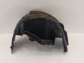 Rear arch fender liner splash guards