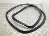 Trunk rubber seal (body)