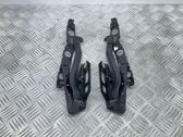 Tailgate/trunk/boot hinge