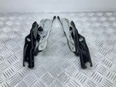 Engine bonnet/hood hinges