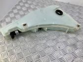 Windshield washer fluid reservoir/tank