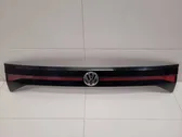 Trunk door license plate light bar