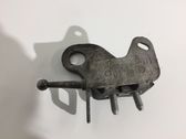 Engine mounting bracket