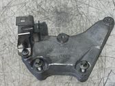 Engine mounting bracket