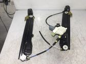 Regulador de puerta delantera con motor
