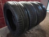 Pneumatici estivi R16