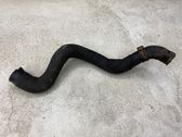 Tuyau de liquide de refroidissement moteur