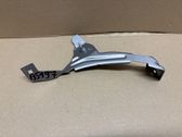 Fender mounting bracket