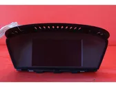 Panel / Radioodtwarzacz CD/DVD/GPS