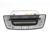 Radio/CD/DVD/GPS-pääyksikkö