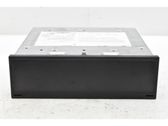 Radio / CD-Player / DVD-Player / Navigation