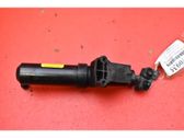Windshield washer spray nozzle
