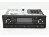 Radio / CD-Player / DVD-Player / Navigation