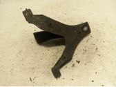 Engine mounting bracket
