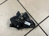 Engine bonnet/hood lock/catch