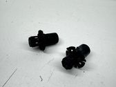 Radiator mount bracket