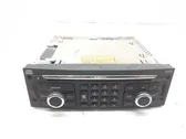 Panel / Radioodtwarzacz CD/DVD/GPS