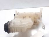 Vase d'expansion / réservoir de liquide de refroidissement