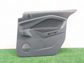 Moldura del tarjetero de la puerta trasera