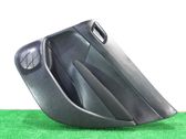 Moldura del tarjetero de la puerta trasera