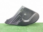Moldura del tarjetero de la puerta trasera