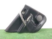 Moldura del tarjetero de la puerta trasera