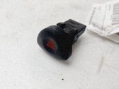 Botón interruptor de luz de peligro