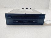 Radio / CD-Player / DVD-Player / Navigation