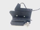Cerradura de puerta delantera
