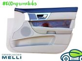 Revestimiento de puerta delantera